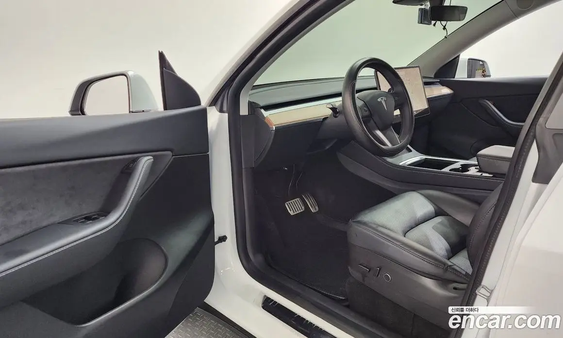 Tesla Model Y 2021 0.2 автомат (гидро), фото 13