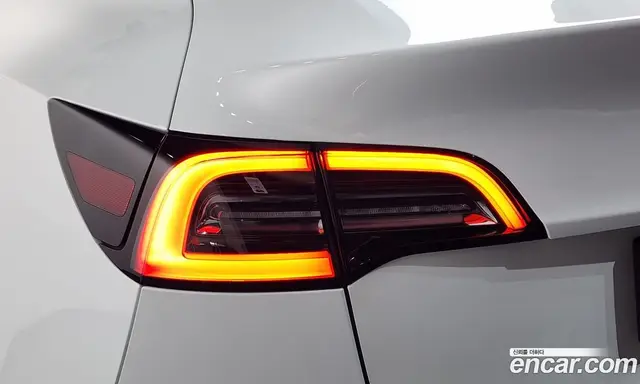 Tesla Model Y 2021 0.2 автомат (гидро), миниатюра 9