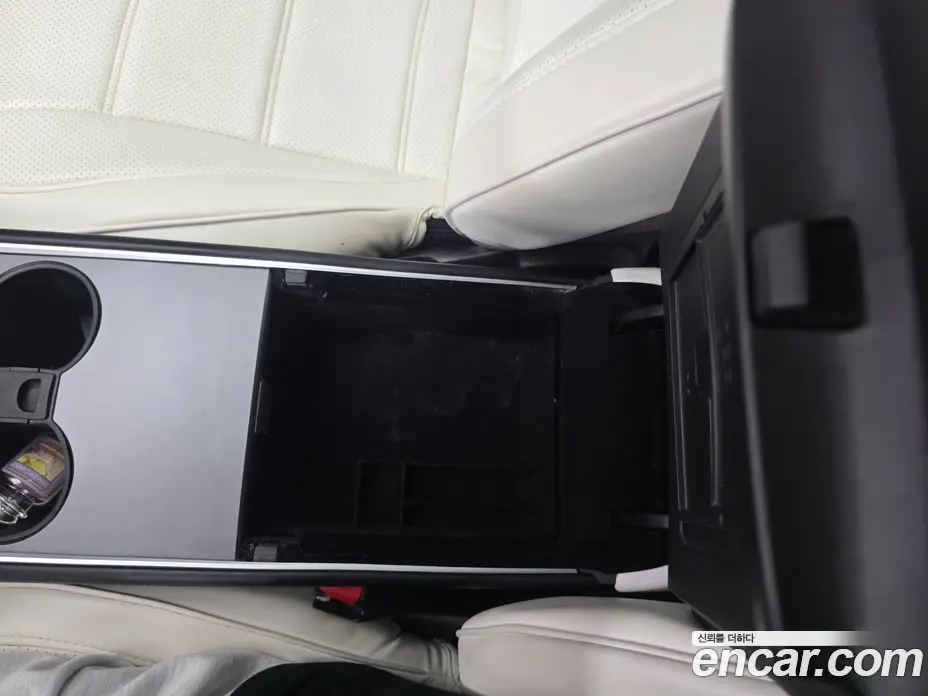 Tesla Model Y 2022 0.2 автомат (гидро), фото 16