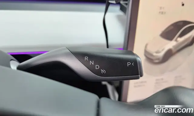 Tesla Model Y 2023 0.2 автомат (гидро), миниатюра 12