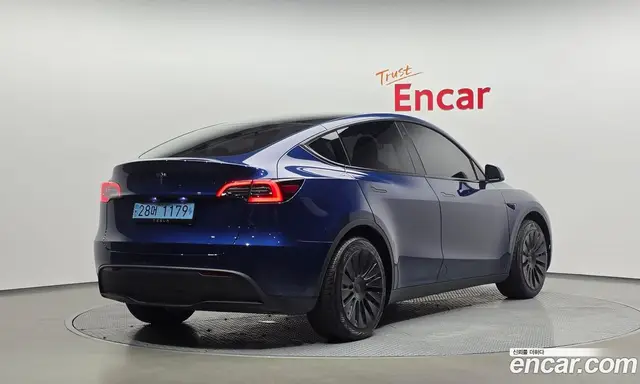 Tesla Model Y 2024 0.2 автомат (гидро), миниатюра 2