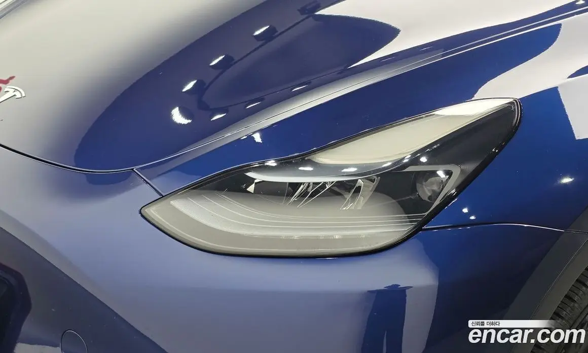 Tesla Model Y 2024 0.2 автомат (гидро), фото 8