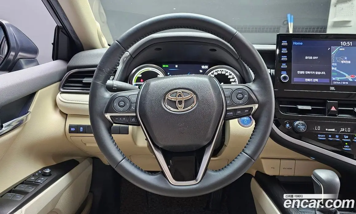 Toyota Camry 2022 2.5 автомат (гидро), фото 19