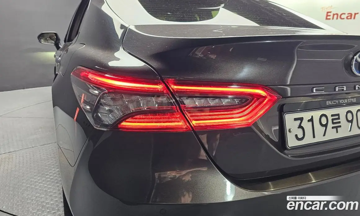 Toyota Camry 2022 2.5 автомат (гидро), фото 9