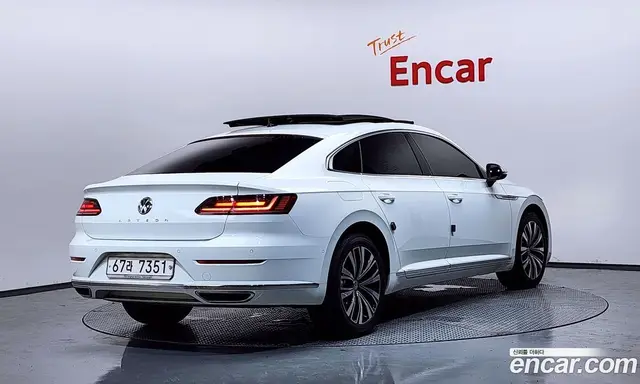Volkswagen Arteon 2019 2.0 автомат (гидро), миниатюра 2