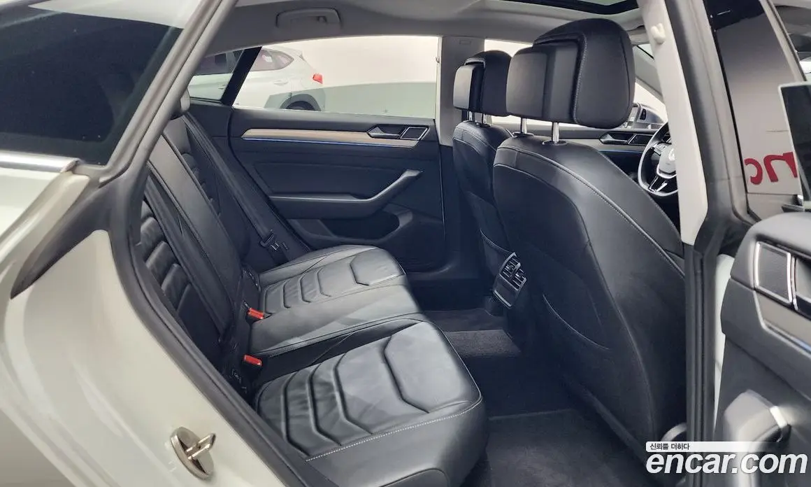 Volkswagen Arteon 2019 2.0 автомат (гидро), фото 17