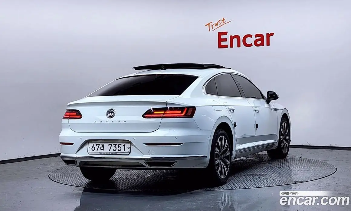 Volkswagen Arteon 2019 2.0 автомат (гидро), фото 4