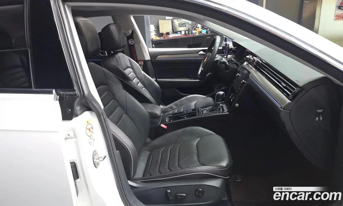 Volkswagen Arteon 2019 2.0 автомат (гидро), фото 11