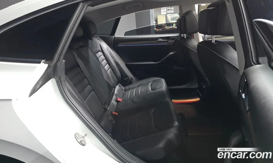 Volkswagen Arteon 2019 2.0 автомат (гидро), фото 12