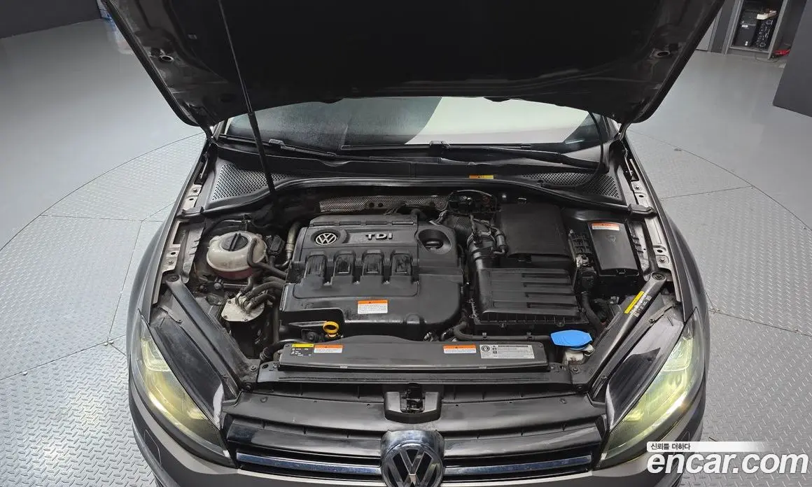 Volkswagen Golf 2016 2.0 автомат (гидро), фото 6