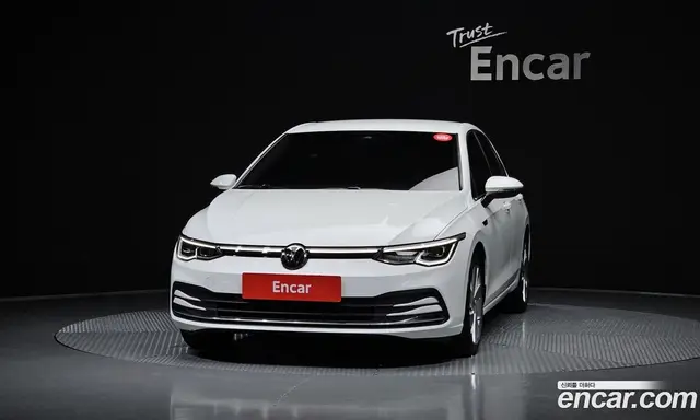Volkswagen Golf 2022 2.0 автомат (гидро), миниатюра 3