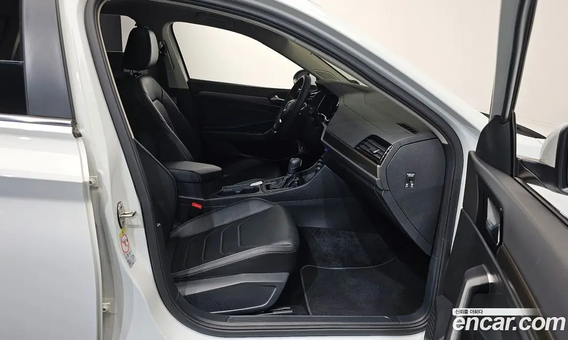 Volkswagen Jetta 2021 1.4 автомат (гидро), фото 15