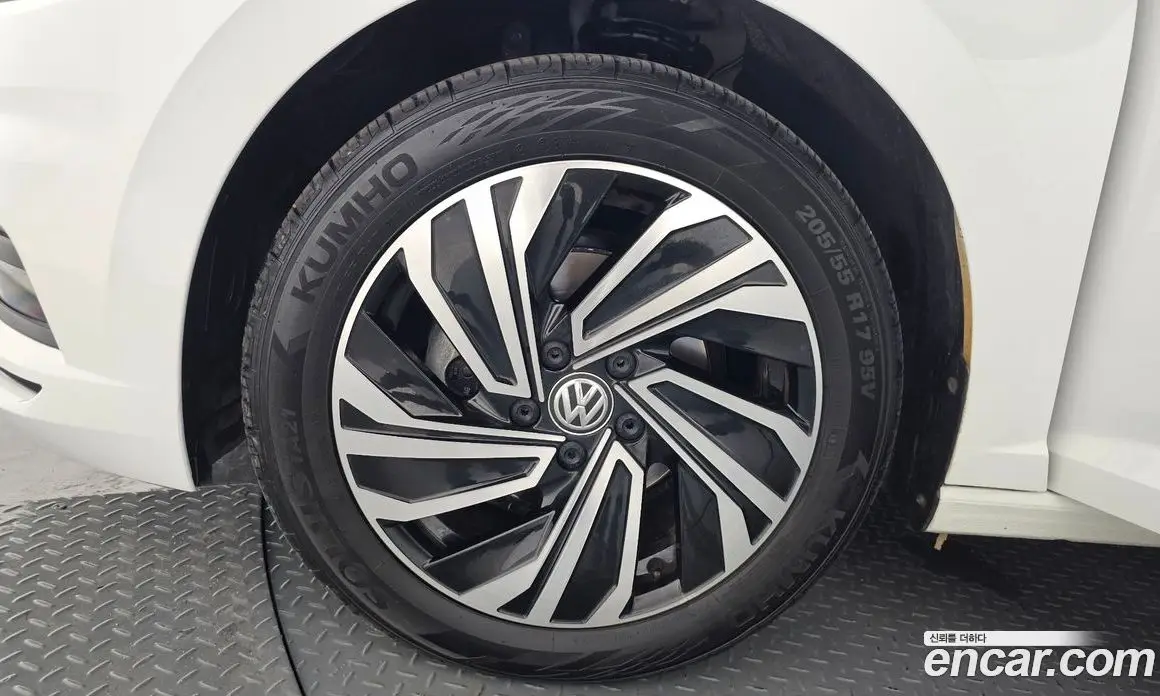 Volkswagen Jetta 2021 1.4 автомат (гидро), фото 4