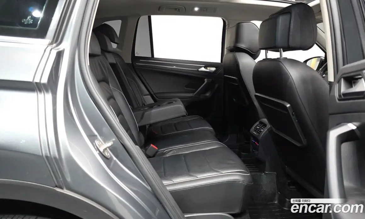 Volkswagen Tiguan 2020 2.0 автомат (гидро), фото 17