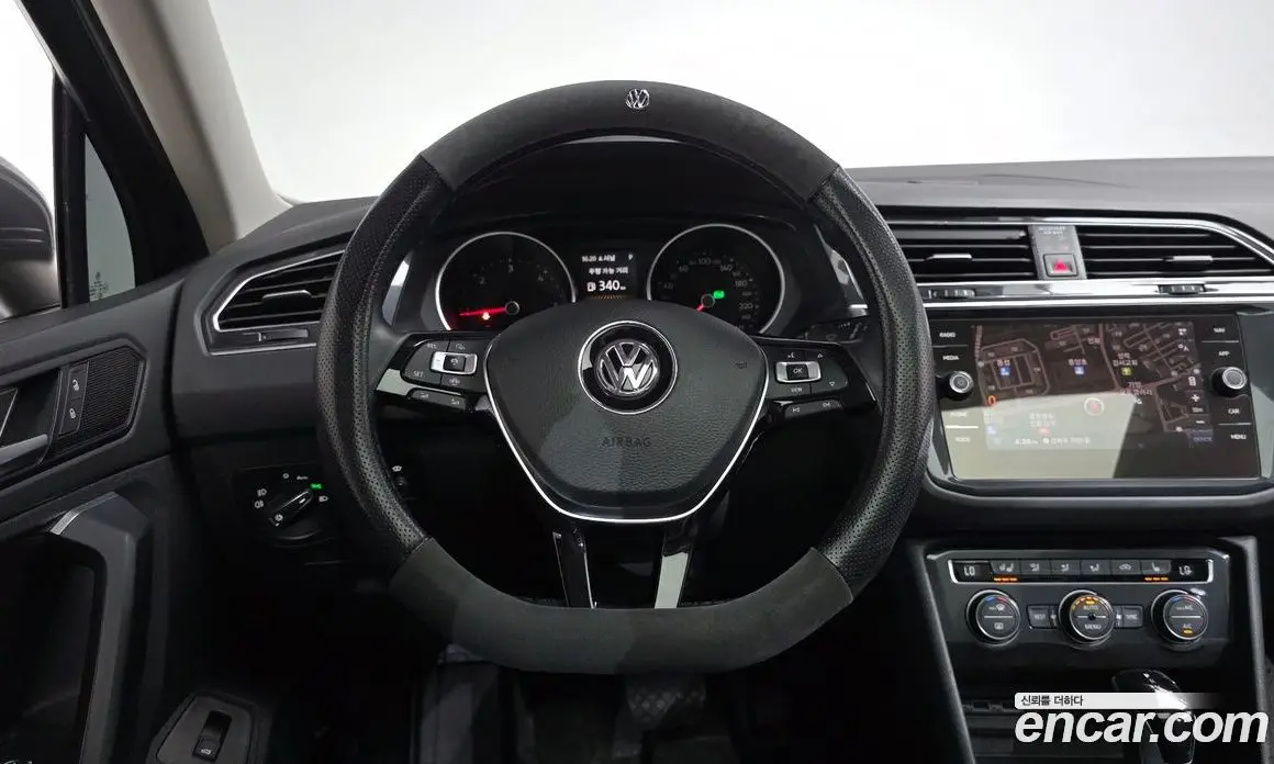 Volkswagen Tiguan 2020 2.0 автомат (гидро), фото 18