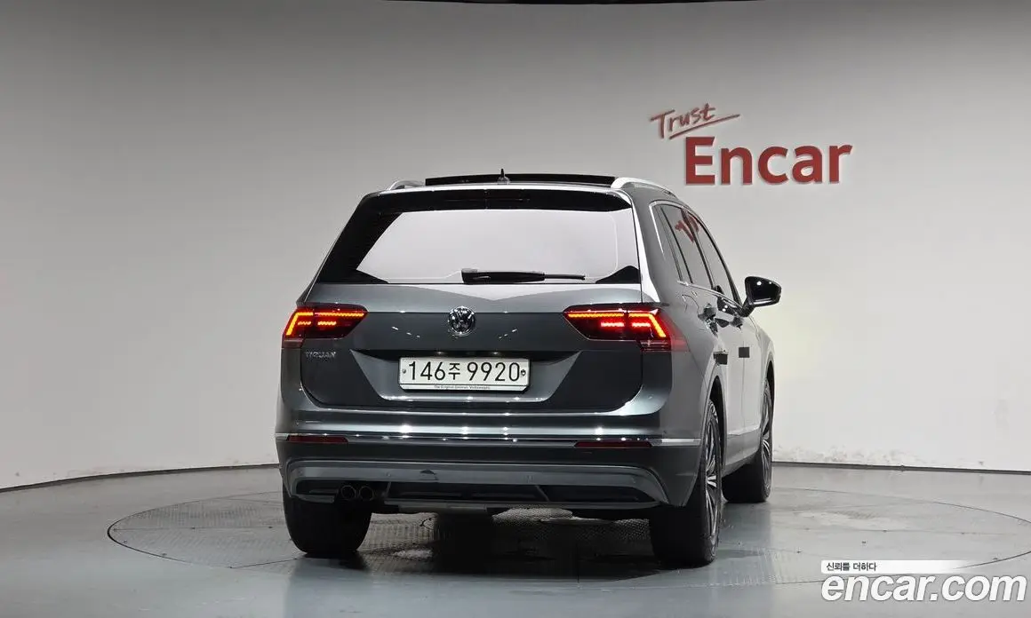 Volkswagen Tiguan 2020 2.0 автомат (гидро), фото 4