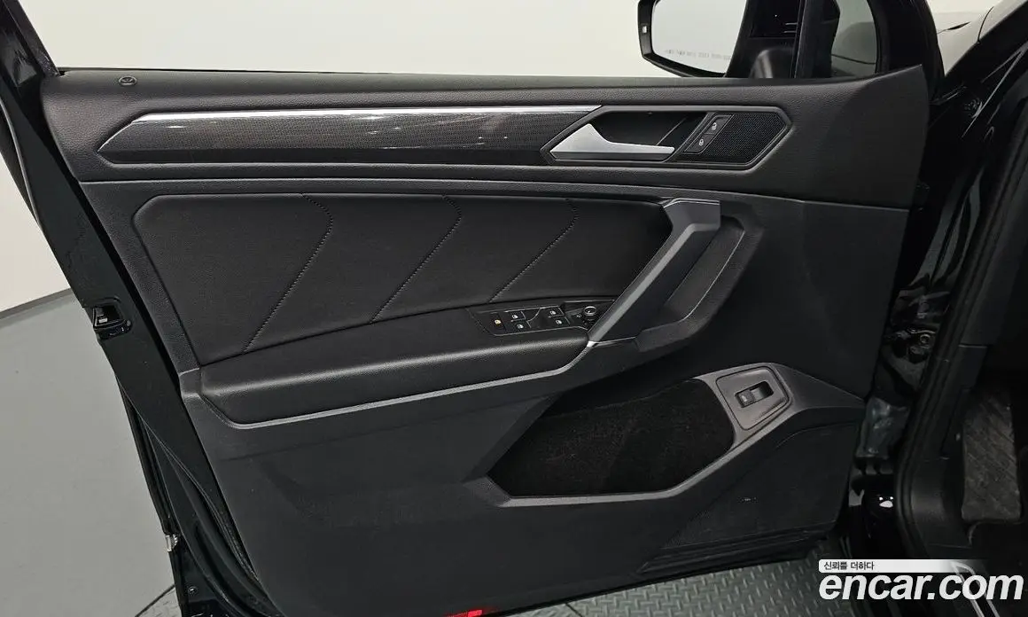 Volkswagen Tiguan 2020 2.0 автомат (гидро), фото 14
