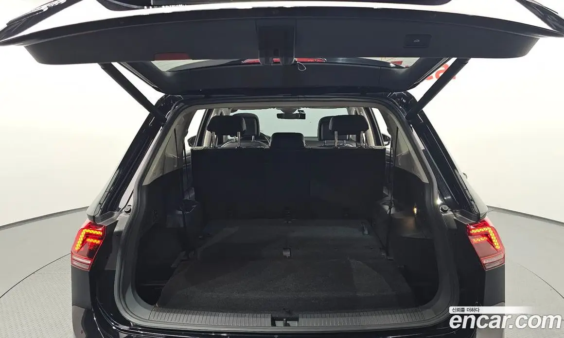 Volkswagen Tiguan 2020 2.0 автомат (гидро), фото 26