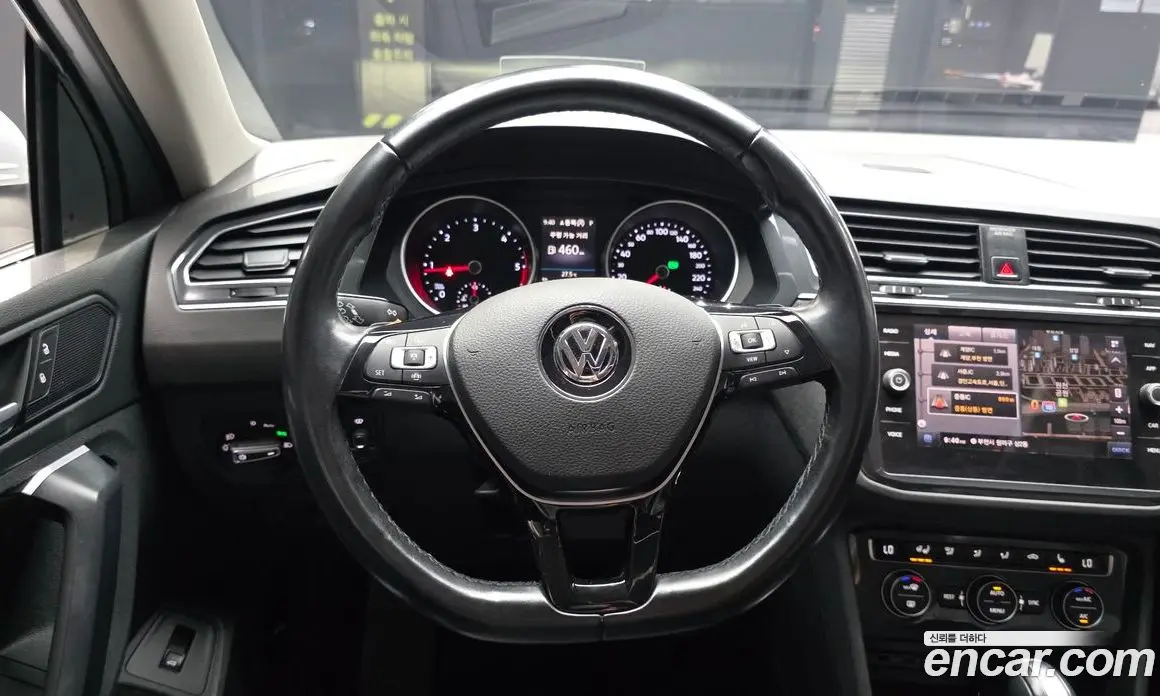 Volkswagen Tiguan 2020 2.0 автомат (гидро), фото 13