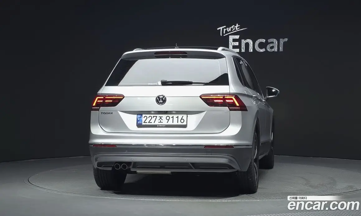 Volkswagen Tiguan 2020 2.0 автомат (гидро), фото 4