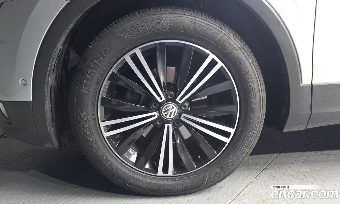 Volkswagen Tiguan 2020 2.0 автомат (гидро), фото 5