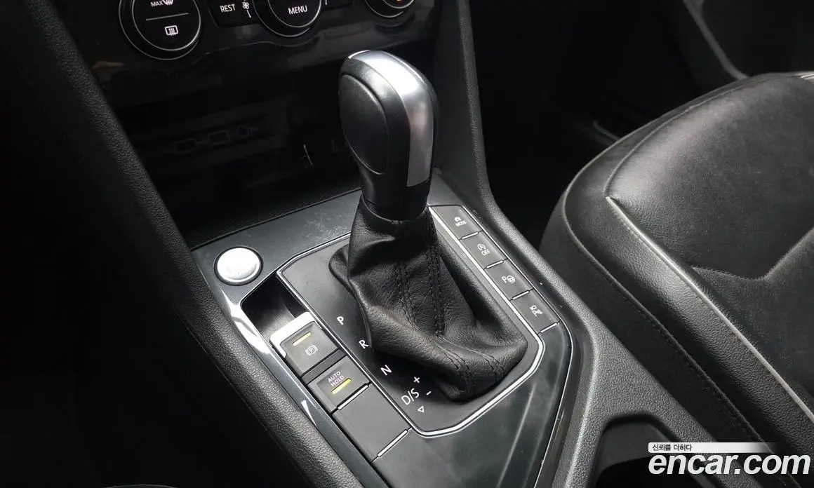 Volkswagen Tiguan 2020 2.0 автомат (гидро), фото 9
