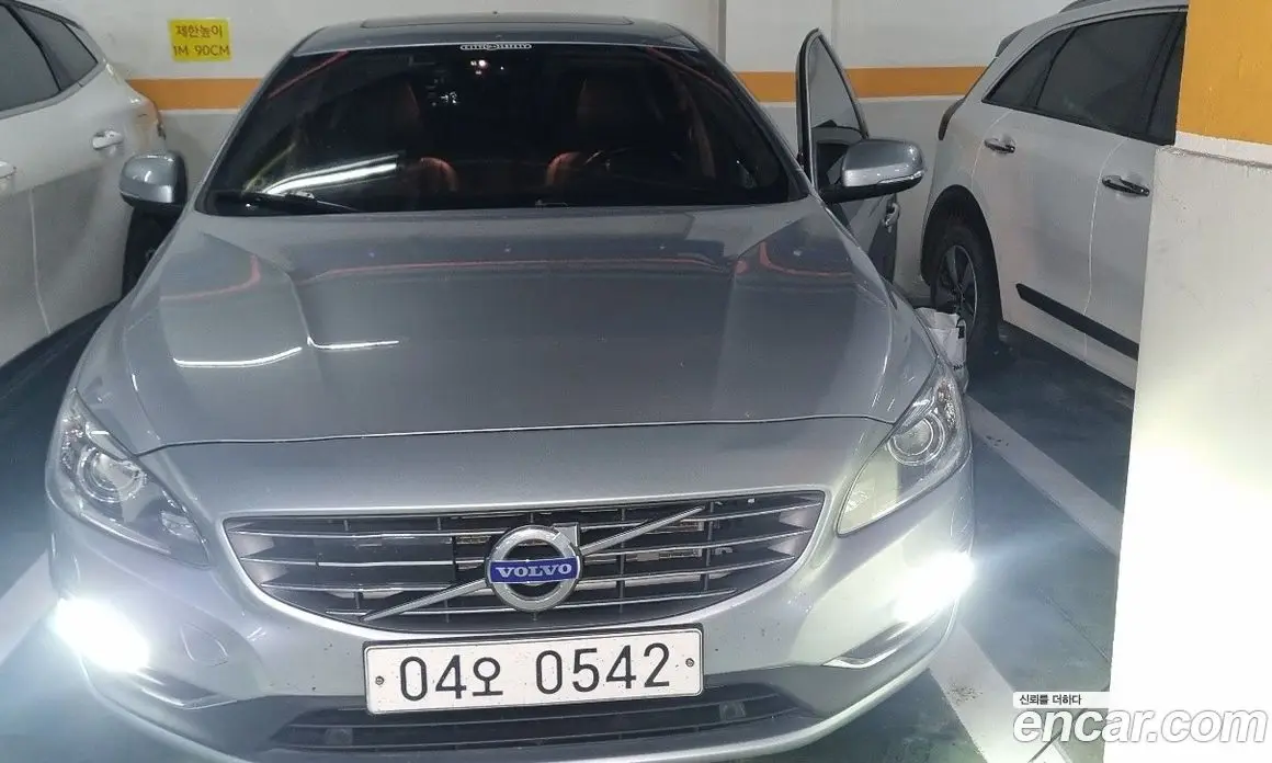 Volvo S60 2016 2.0 автомат (гидро), фото 13