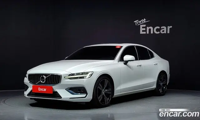 Volvo S60, 2021, 182 700 км