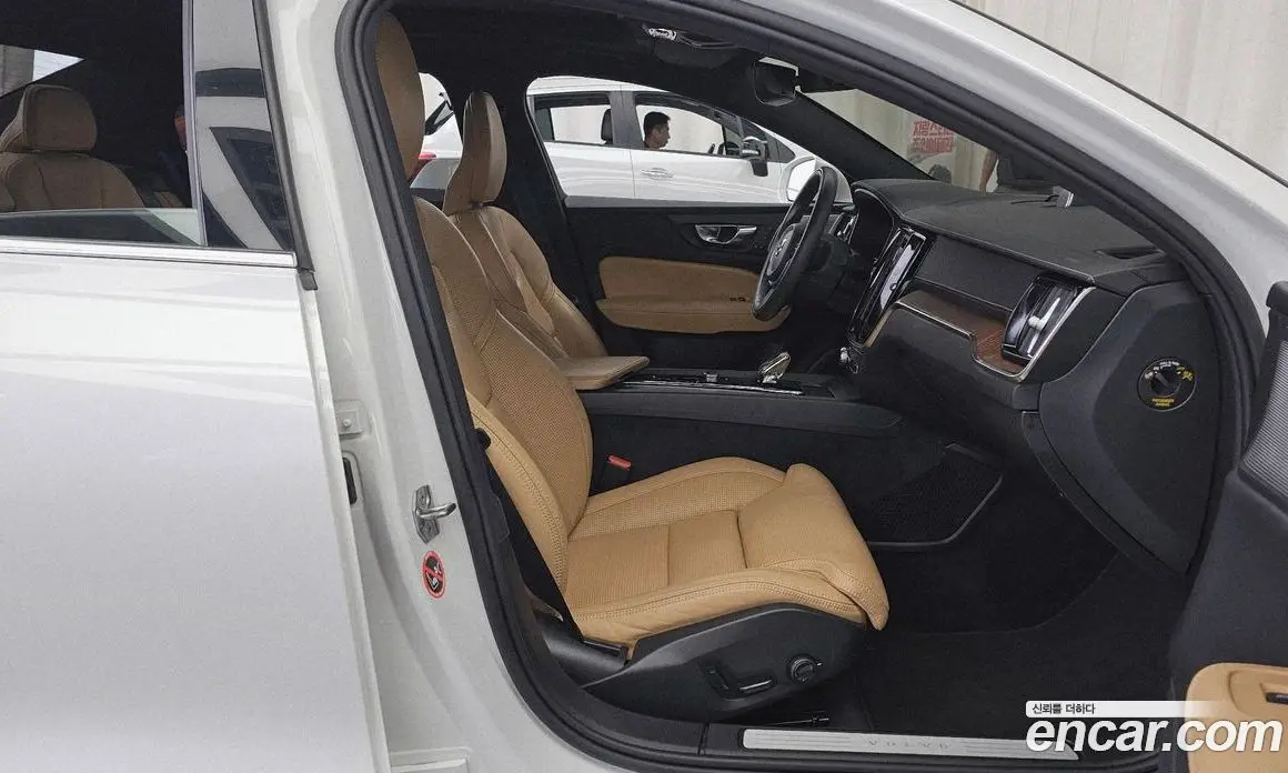 Volvo S60 2021 2.0 автомат (гидро), фото 11