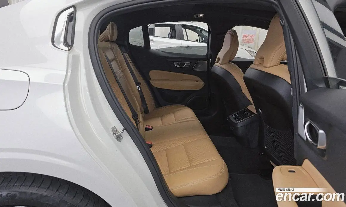 Volvo S60 2021 2.0 автомат (гидро), фото 12