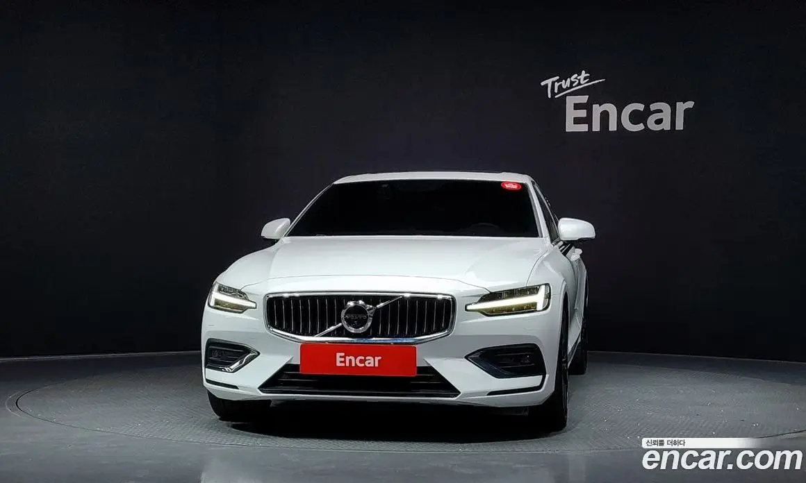 Volvo S60 2021 2.0 автомат (гидро), фото 3