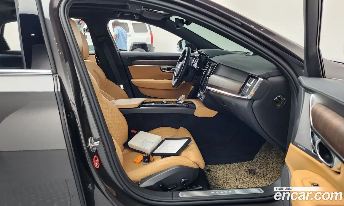 Volvo S90 2022 2.0 автомат (гидро), фото 16