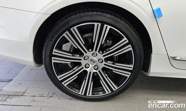 Volvo S90 2024 2.0 автомат (гидро), миниатюра 5