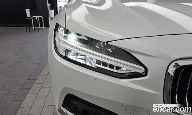 Volvo S90 2024 2.0 автомат (гидро), миниатюра 8