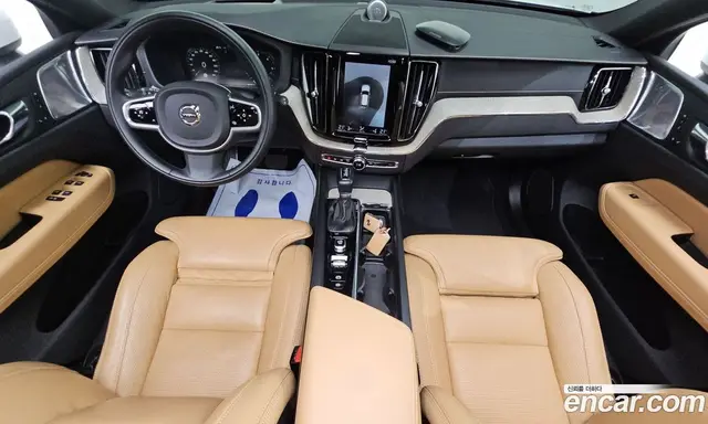 Volvo XC60 2019 2.0 автомат (гидро), миниатюра 7