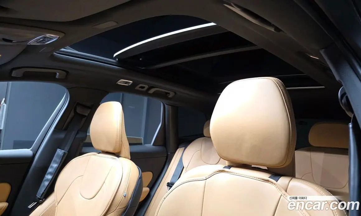 Volvo XC60 2021 2.0 автомат (гидро), фото 19
