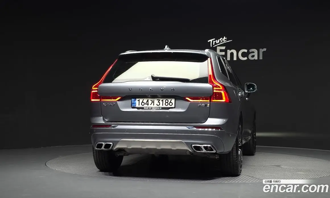 Volvo XC60 2021 2.0 автомат (гидро), фото 4