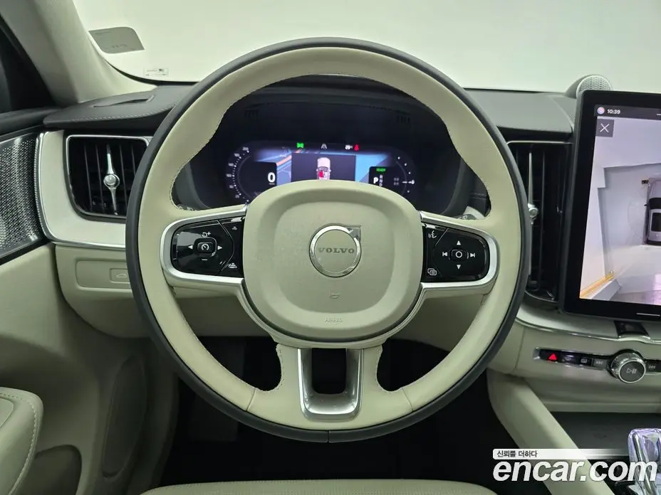 Volvo XC60 2025 2.0 автомат (гидро), фото 13