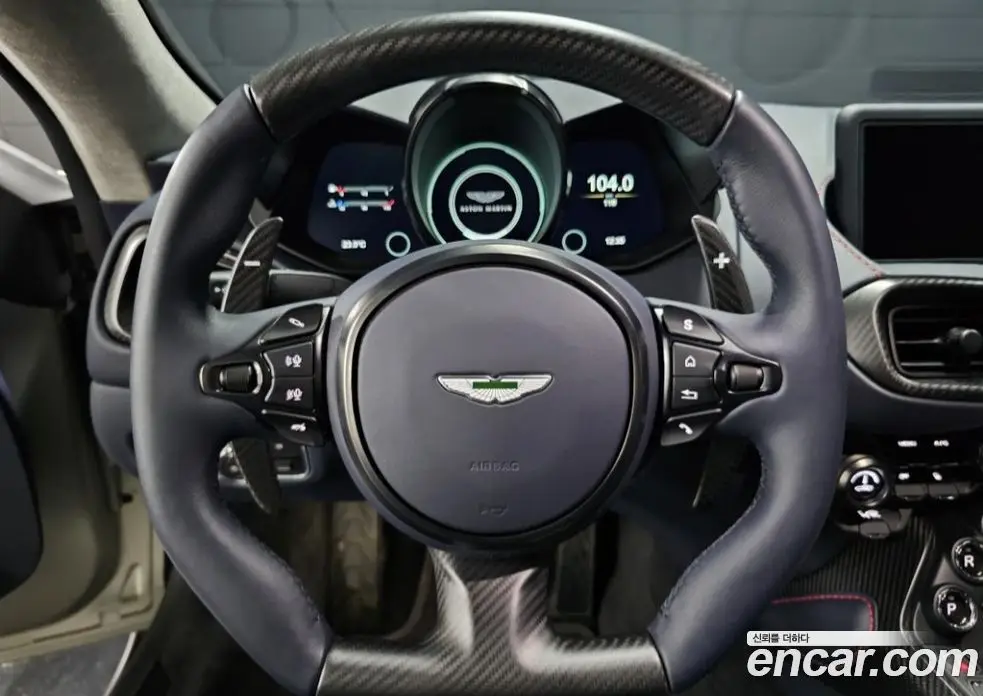 Aston Martin Vantage 2023 5.2 автомат (гидро), фото 12