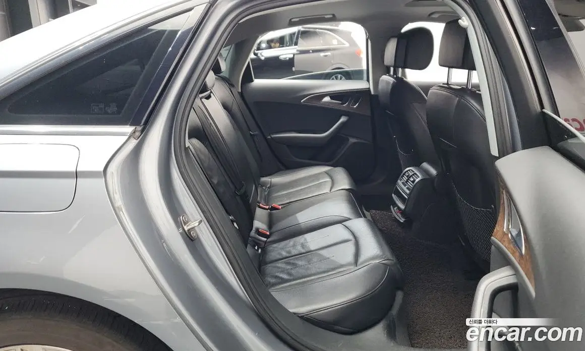 Audi A6 2015 2.0 автомат (гидро), фото 11