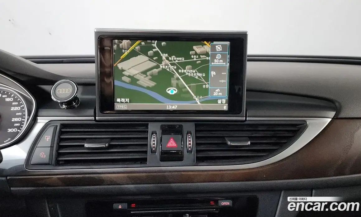 Audi A6 2015 2.0 автомат (гидро), фото 16