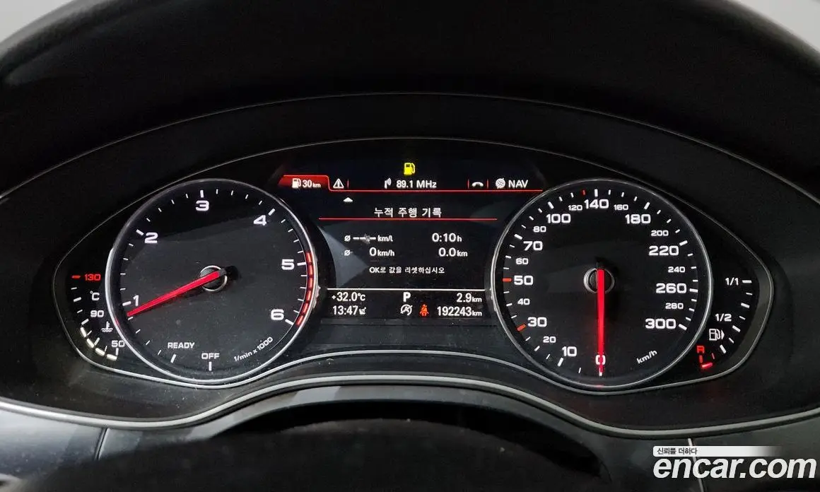 Audi A6 2015 2.0 автомат (гидро), фото 8