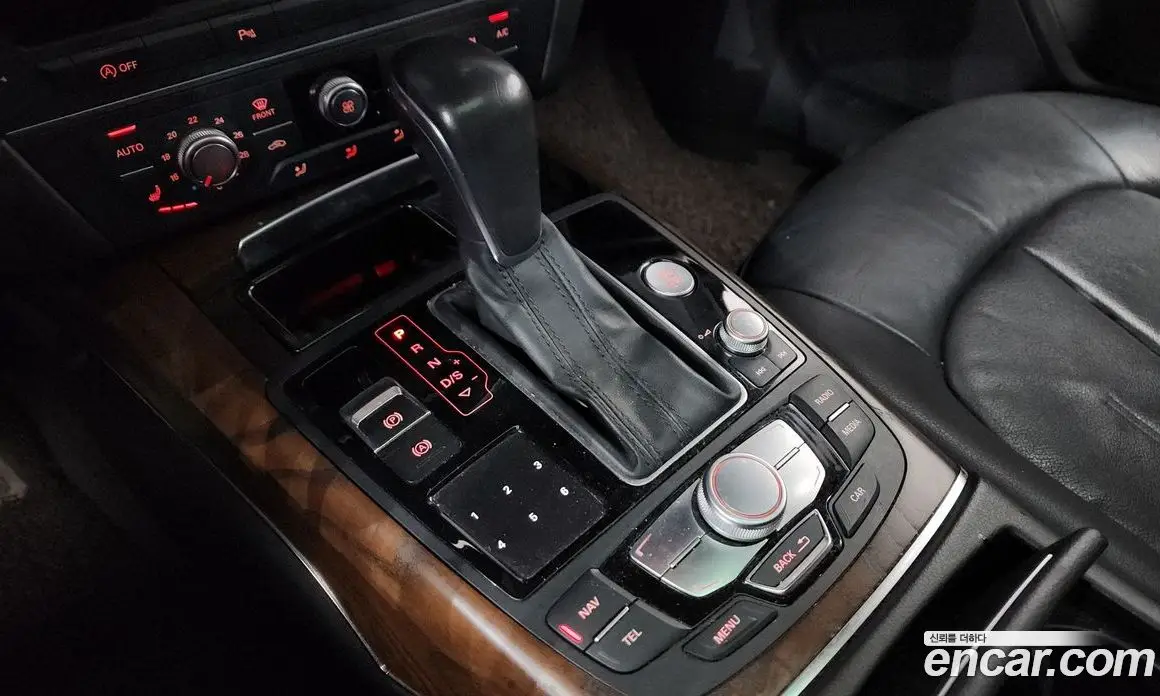 Audi A6 2015 2.0 автомат (гидро), фото 9