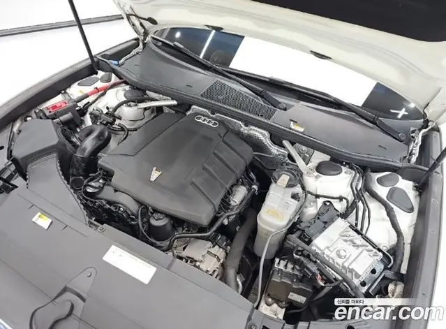 Audi A6 2020 2.0 автомат (гидро), миниатюра 5