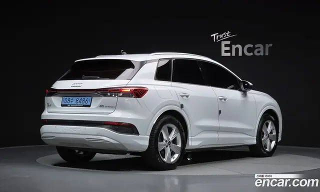 Audi Q4 e-tron 2023 0.2 автомат (гидро), миниатюра 2