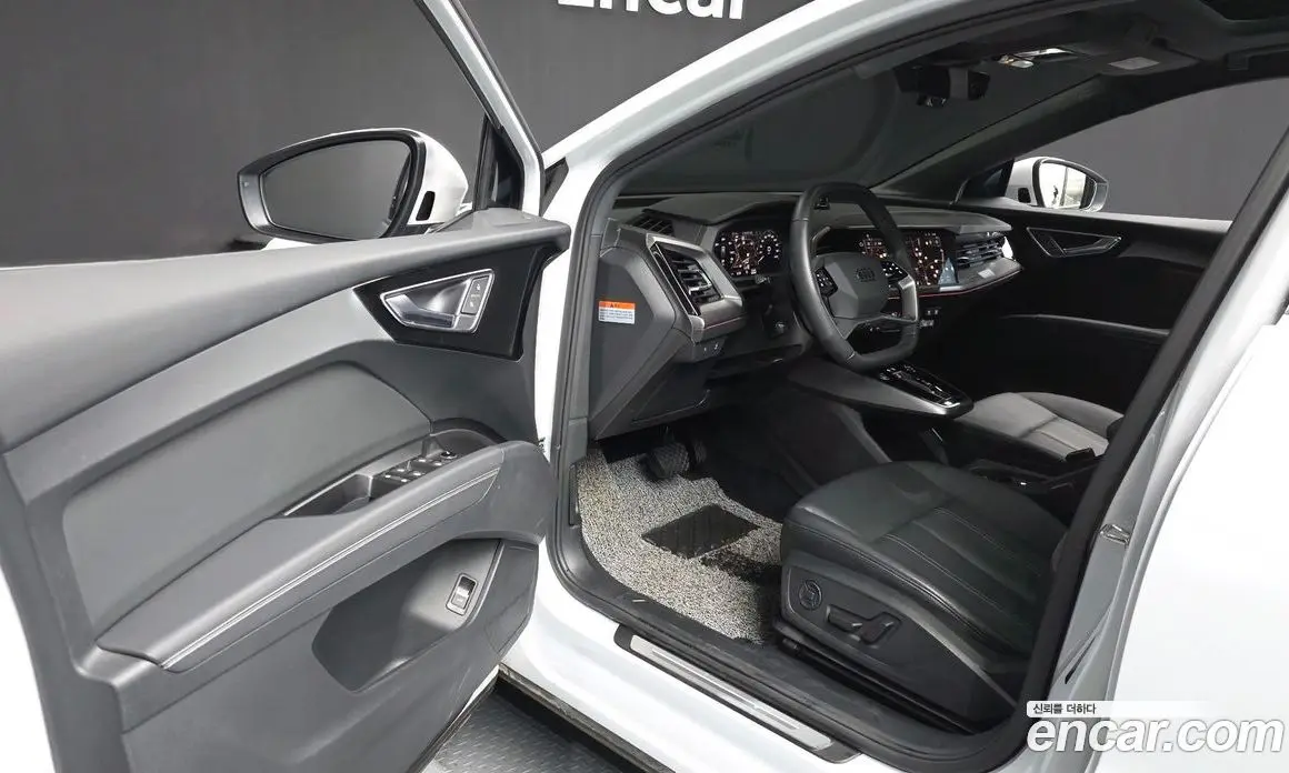 Audi Q4 e-tron 2023 0.2 автомат (гидро), фото 13