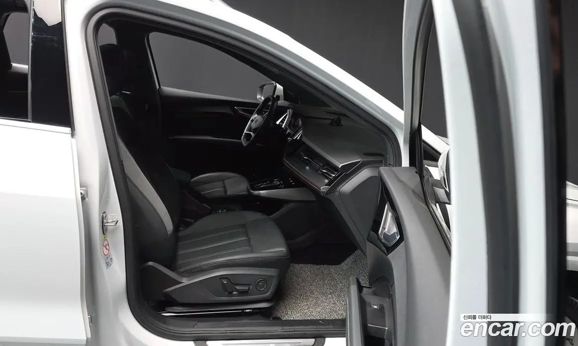 Audi Q4 e-tron 2023 0.2 автомат (гидро), фото 17