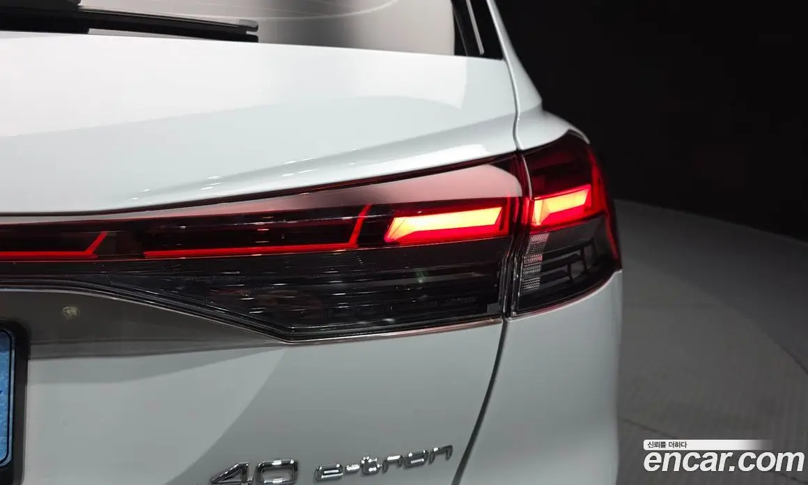Audi Q4 e-tron 2023 0.2 автомат (гидро), фото 9