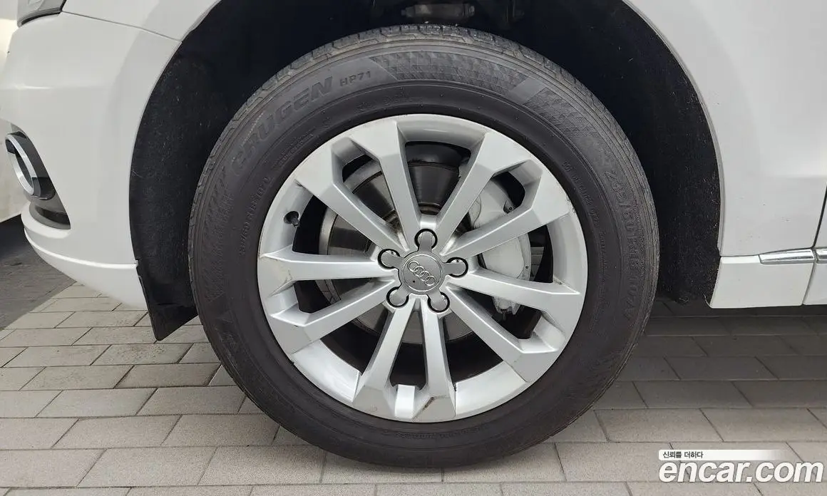 Audi Q5 2014 2.0 автомат (гидро), фото 5