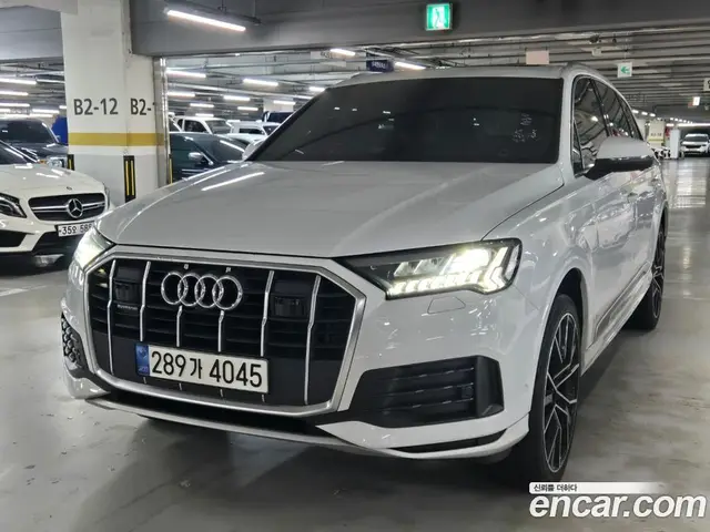 Audi Q7, 2021, 60 316 км